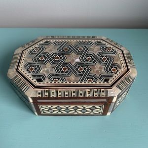 ❗️MOVING SALE❗️ Vintage Jewelry Box